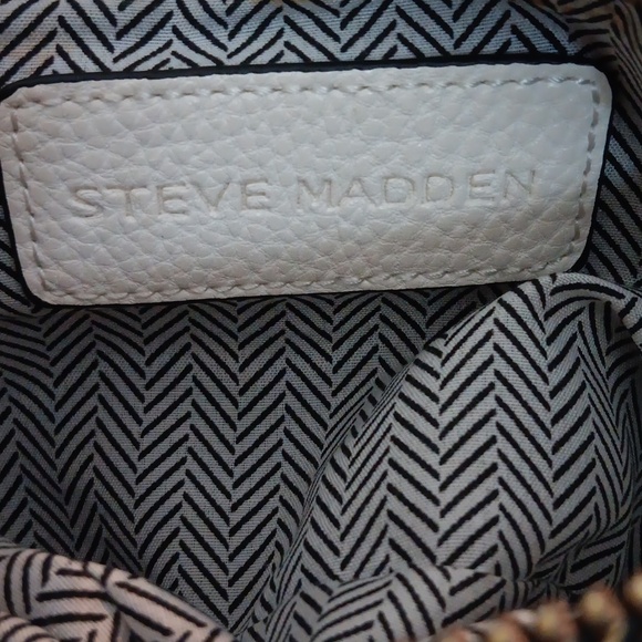 Steve Madden - Picture 6 of 8